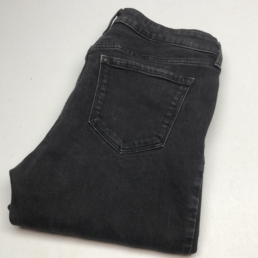 OLD NAVY VINTAGE BLACKWASH KICKER BOOTCUT MID-RISE JEANS 8/29x32 ⚓️